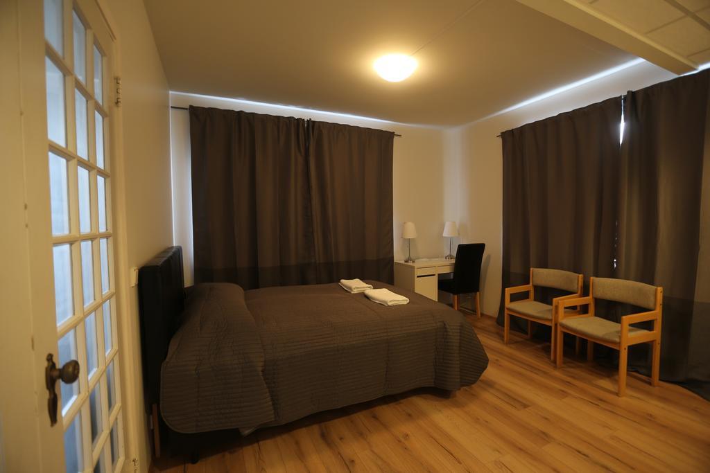 100 Iceland Hotel Reykjavik Room photo